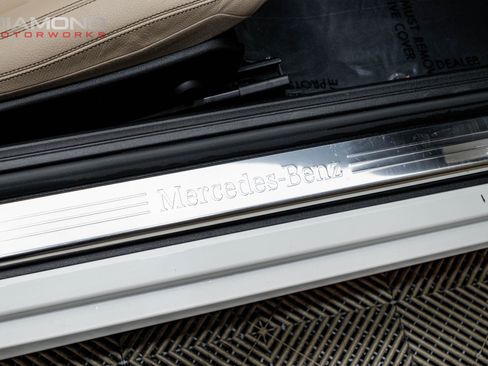 Used 2012 Mercedes-Benz SLK 350 image 97