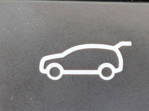 Certified 2024 Jaguar F-PACE R-Dynamic S image 16