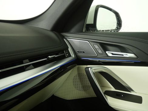 New 2026 BMW X1 xDrive28i w/ Technology Package image 30