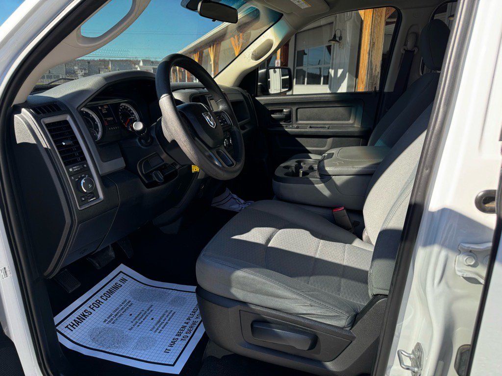 Used 2017 RAM 1500 Express w/ Express Value Package AWD/4WD image 14