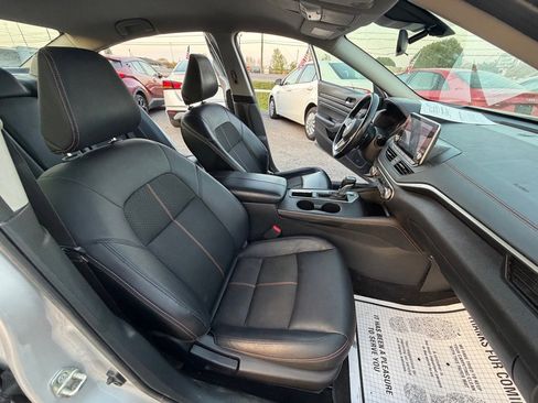 Used 2021 Nissan Altima 2.5 SR image 9