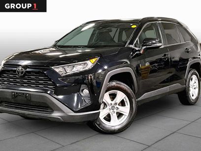 Used 2019 Toyota RAV4 XLE w/ Carpet Mat Package