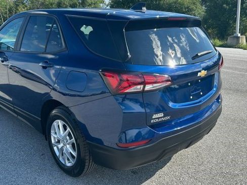 Certified 2022 Chevrolet Equinox LS w/ LS Convenience Package image 6