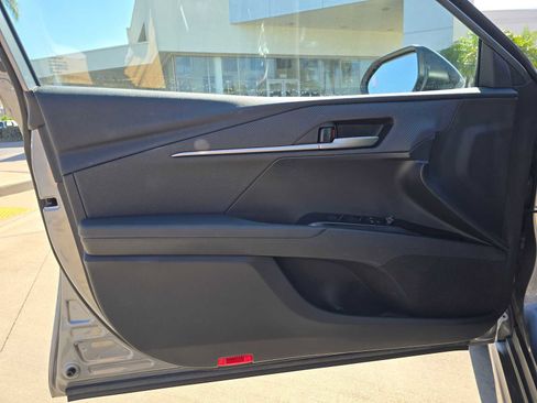 Certified 2025 Toyota Camry SE FWD image 21