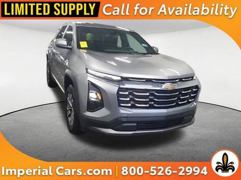 Used 2025 Chevrolet Equinox LT AWD/4WD image 1
