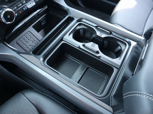 New 2026 Ford F250 Lariat w/ Black Appearance Package image 10