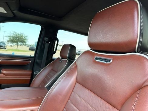 Used 2023 GMC Sierra 1500 Denali Ultimate AWD/4WD image 12
