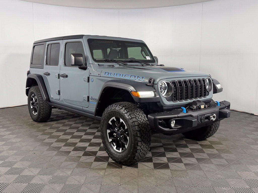 Used 2024 Jeep Wrangler Unlimited Rubicon 4xe w/ Capability Package AWD/4WD image 5