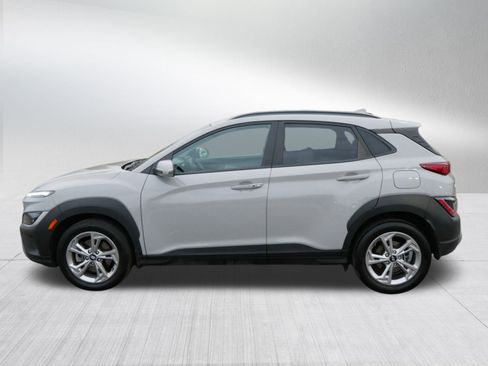 Used 2023 Hyundai Kona SEL image 4