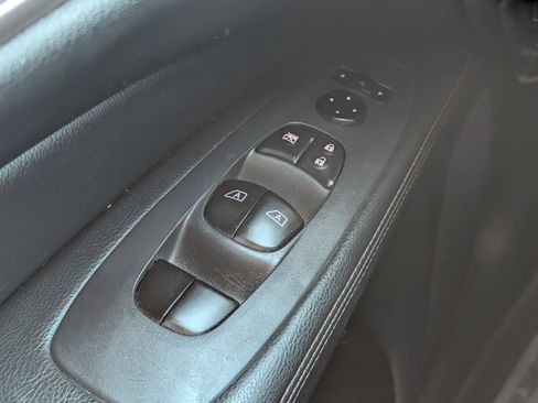 Used 2020 Nissan Pathfinder SV w/ Rock Creek Edition image 7