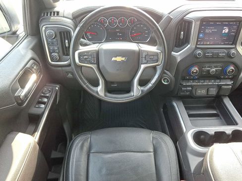 Used 2020 Chevrolet Silverado 1500 LTZ image 13