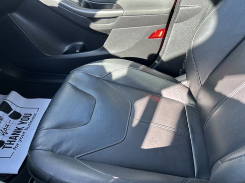 Used 2015 Ford Focus SE w/ Equipment Group 201A FWD image 22
