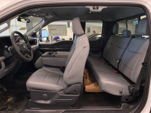 New 2025 Ford F550 4x4 SuperCab Super Duty image 12