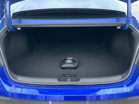 Used 2025 Hyundai Elantra Sport FWD image 23