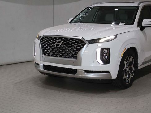 Used 2021 Hyundai Palisade Calligraphy w/ Cargo Package image 2