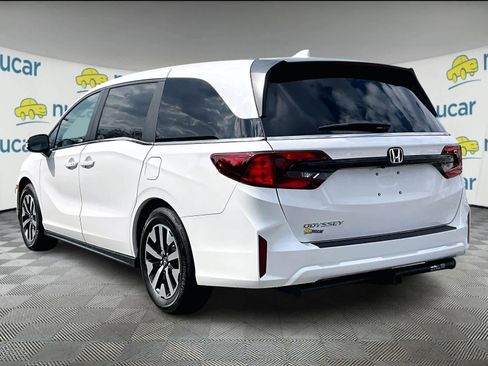 Used 2025 Honda Odyssey EX-L image 4