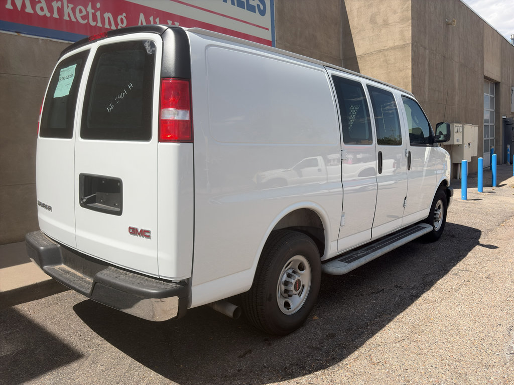 Used 2025 GMC Savana 2500 w/ Driver Convenience Package RWD image 5