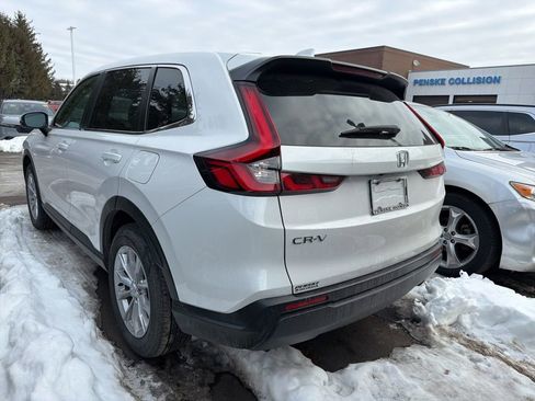 Certified 2023 Honda CR-V EX image 2