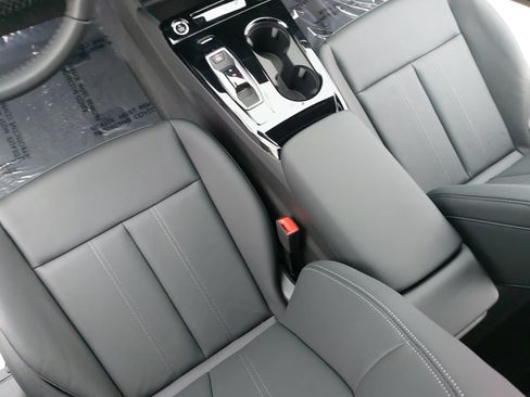 New 2027 Audi Q6 e-tron Premium AWD/4WD image 28
