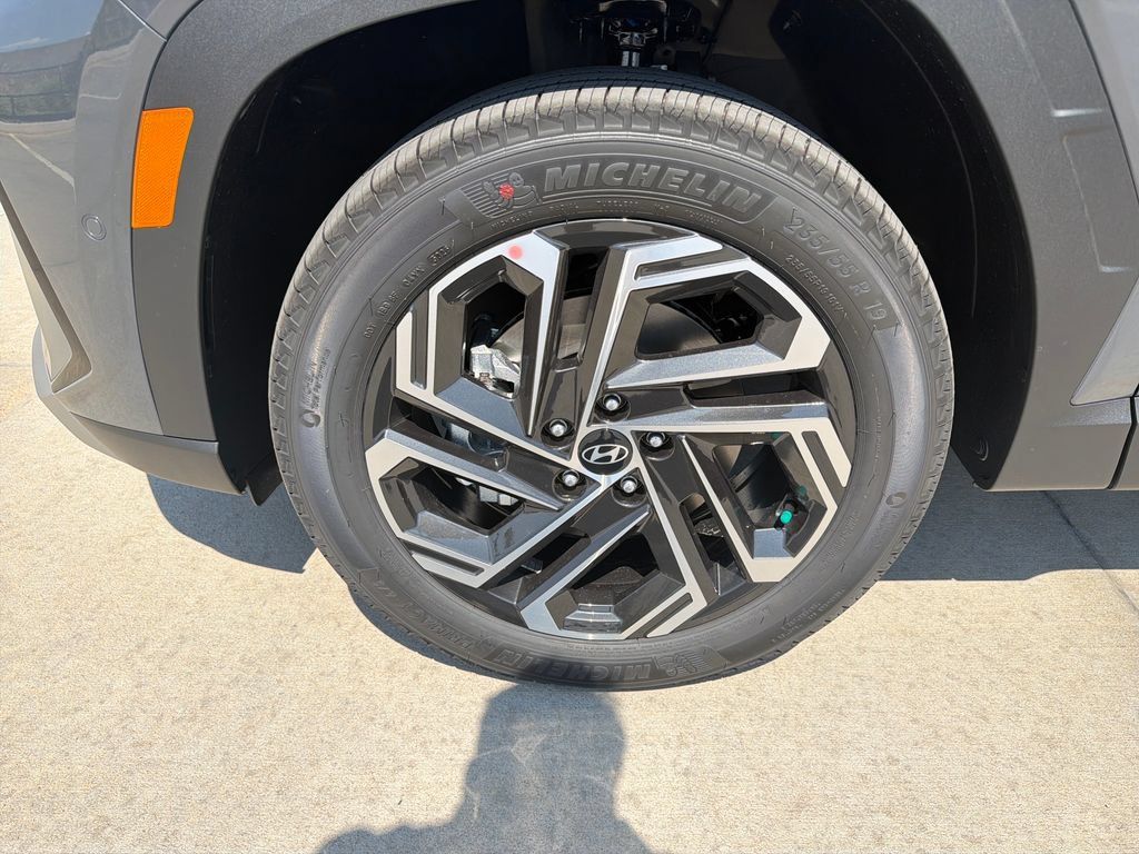 New 2026 Hyundai Tucson Limited AWD/4WD image 12