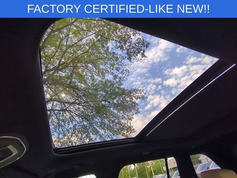 Certified 2025 Jeep Grand Cherokee Limited w/ Luxury Tech Group II RWD image 18