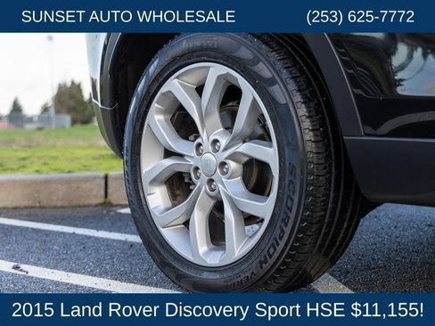 Used 2015 Land Rover Discovery Sport HSE AWD/4WD image 37
