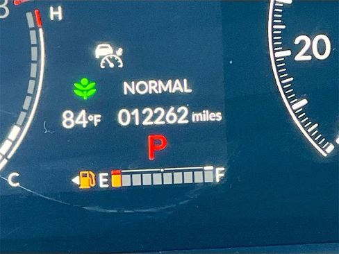 Used 2024 Honda Ridgeline Sport image 12