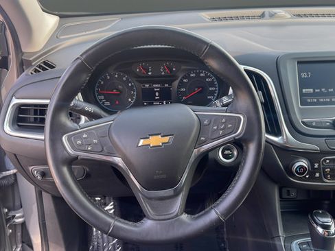 Used 2018 Chevrolet Equinox LT AWD/4WD image 16