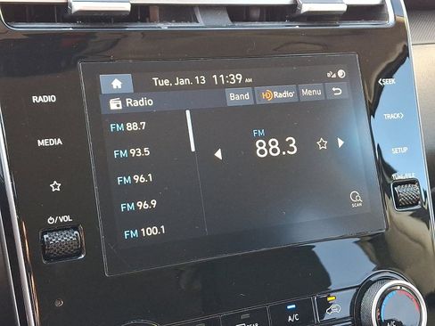 Certified 2023 Hyundai Tucson SEL image 16