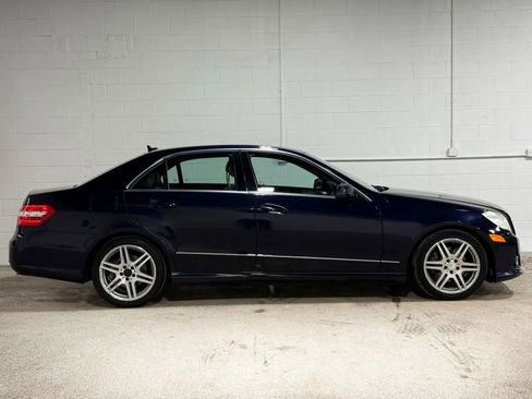 Used 2010 Mercedes-Benz E 350 4MATIC Sedan image 5