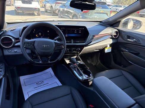 New 2026 Chevrolet Trax RS image 8