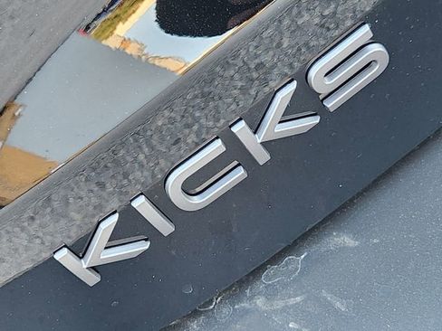 New 2026 Nissan Kicks SV image 8