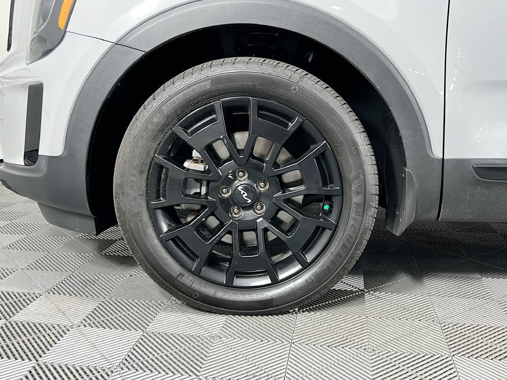 Used 2022 Kia Telluride SX w/ SX Prestige Package AWD/4WD image 35