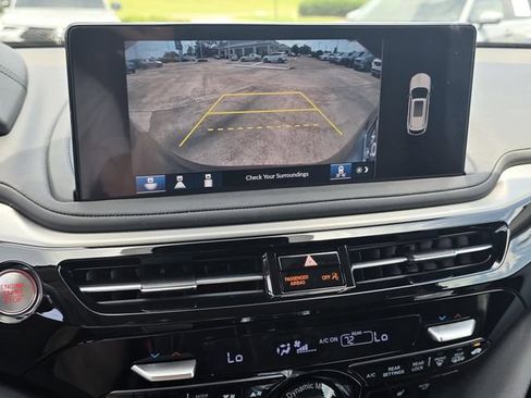 Used 2025 Acura MDX FWD w/ Technology Package image 12
