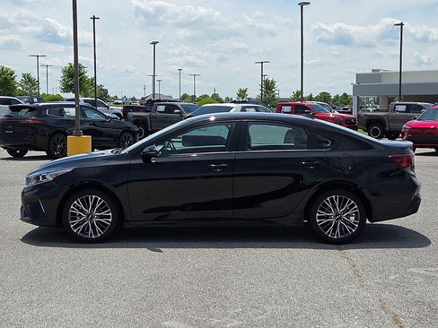 Used 2024 Kia Forte GT-Line FWD image 3