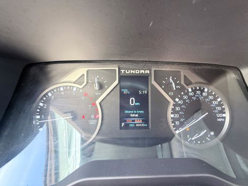 Used 2024 Toyota Tundra SR5 w/ SR5 Convenience Package AWD/4WD image 15