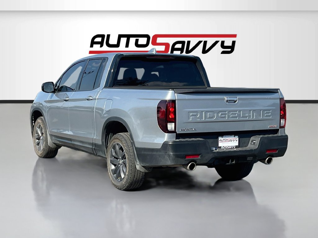 Used 2025 Honda Ridgeline Sport image 5