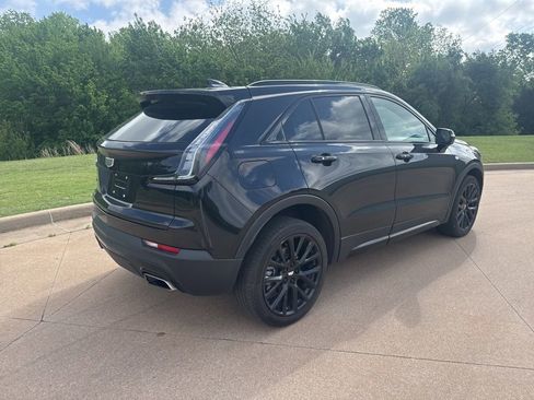 Used 2023 Cadillac XT4 Sport image 3