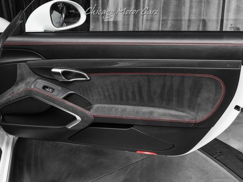 Used 2014 Porsche 911 GT3 RWD image 27