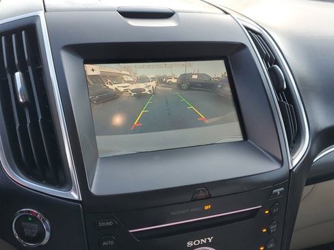 Certified 2018 Ford Edge Titanium image 26