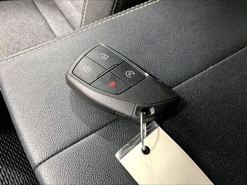 Used 2025 GMC Terrain Elevation FWD image 12