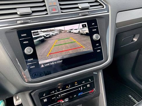 Used 2024 Volkswagen Tiguan SE R-Line w/ MDO Package, Two-Row image 20