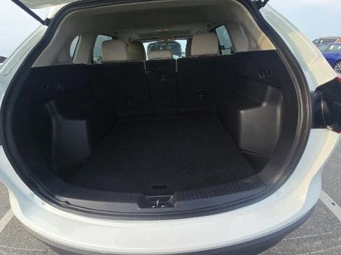 Used 2016 MAZDA CX-5 Touring w/ Bose/Moonroof Package FWD image 7