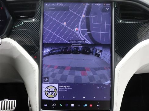 Used 2020 Tesla Model X Long Range AWD/4WD image 32