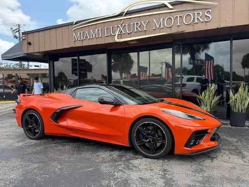 Used 2021 Chevrolet Corvette Stingray Preferred Conv w/ Z51 Performance Package RWD image 1