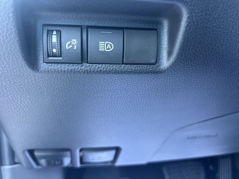 Used 2025 Toyota RAV4 XLE image 27