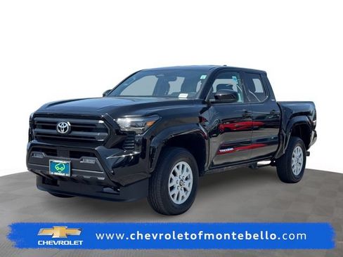 Used 2026 Toyota Tacoma SR5 AWD/4WD image 1
