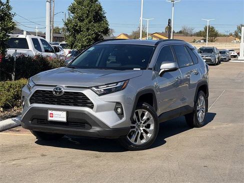 Certified 2024 Toyota RAV4 XLE Premium image 2