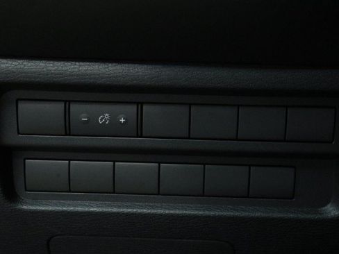 Used 2023 Mitsubishi Outlander ES FWD image 9