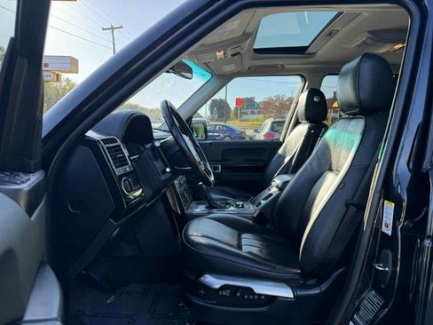 Used 2011 Land Rover Range Rover HSE image 10